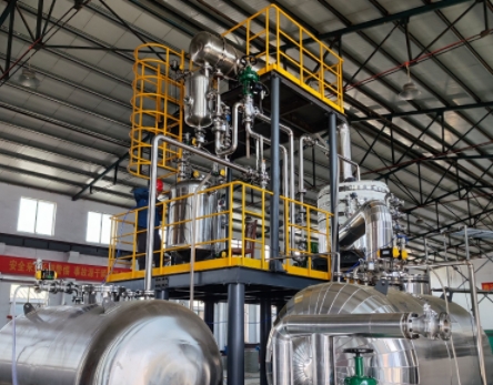 超重力熱泵精餾裝置